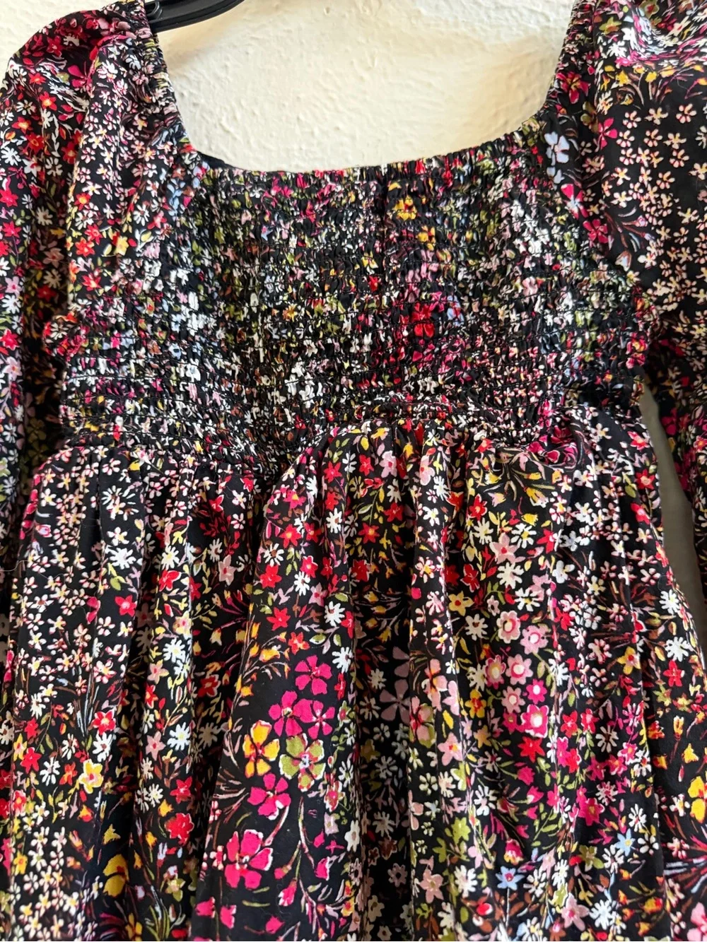 GAP puff sleeve smocked floral dress